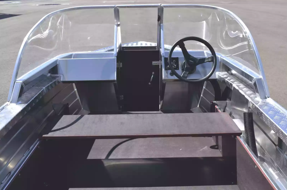 Алюминиевая лодка Wyatboat-390 DCM в Батайске