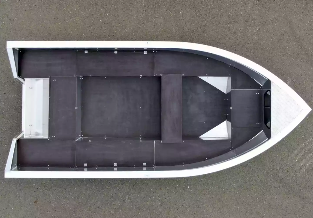 Алюминиевая лодка  Неман-420 в Батайске