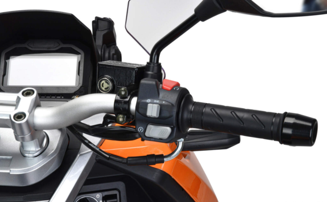 Скутер MOTOLAND (МОТОЛЕНД) T-MAX 150 в Батайске