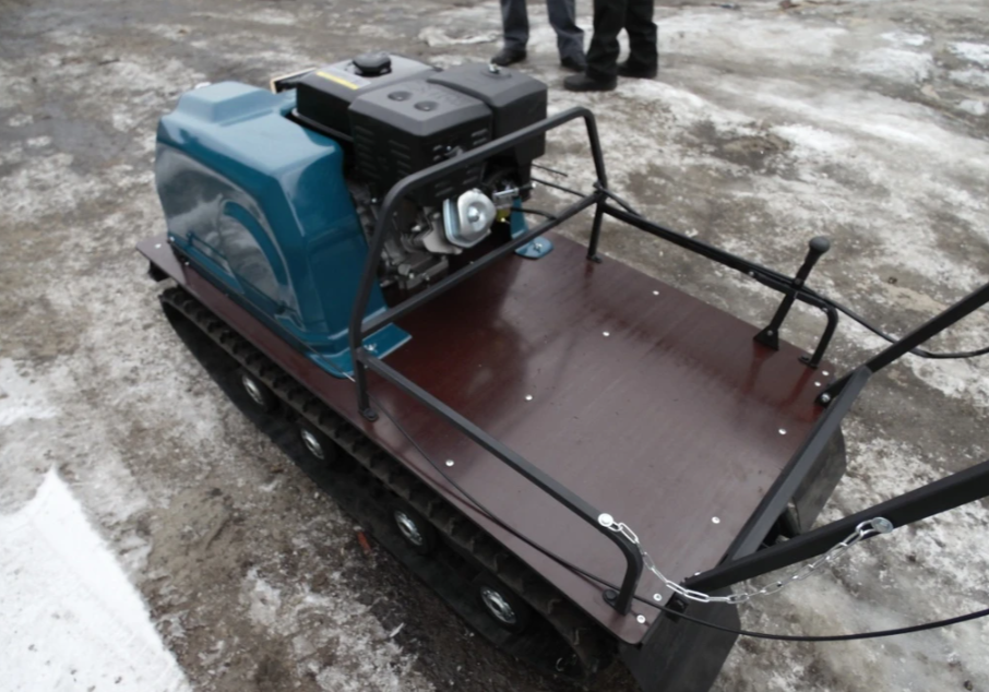 Мотобуксировщик AhtaR LR13 с реверс-вариатором Буран (задний ход) в Батайске