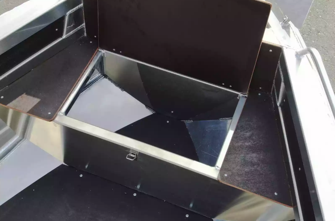 Алюминиевая лодка  Неман-480 Р в Батайске