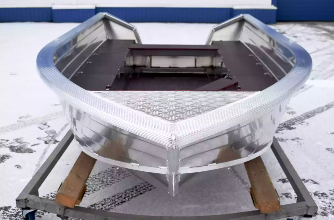 Алюминиевая лодка Неман-400 в Батайске