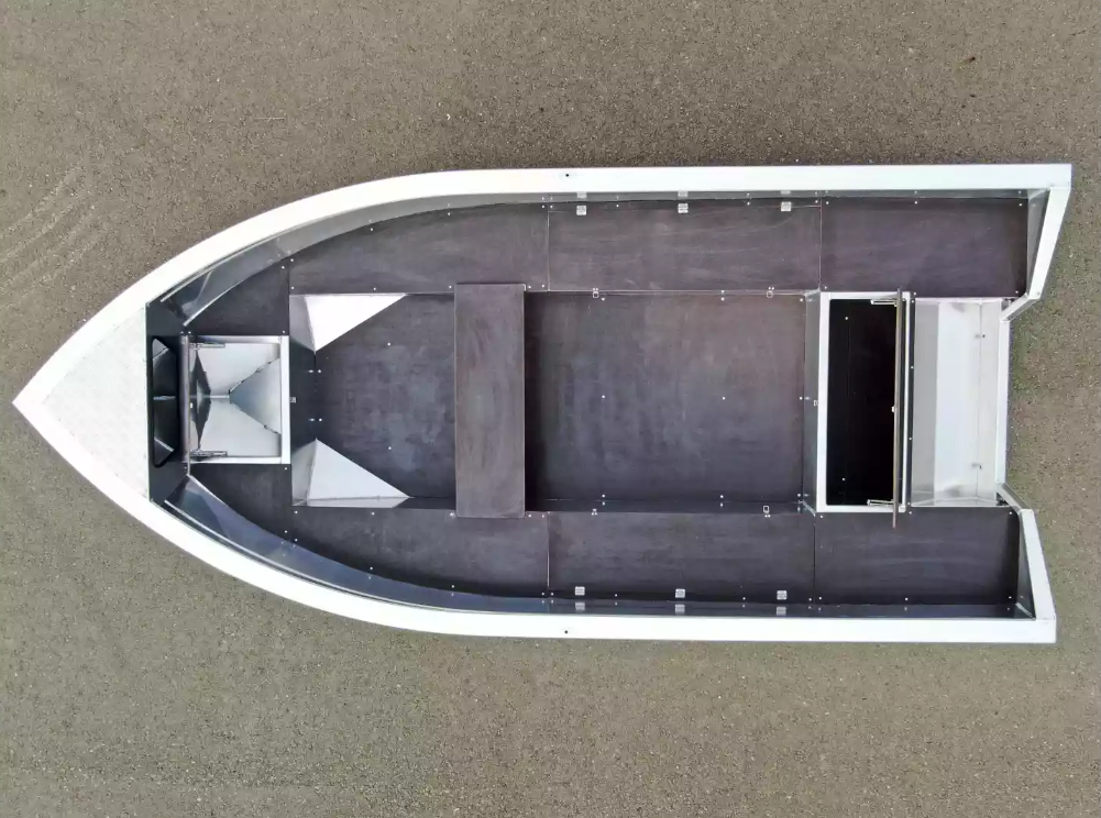 Алюминиевая лодка  Неман-420 в Батайске