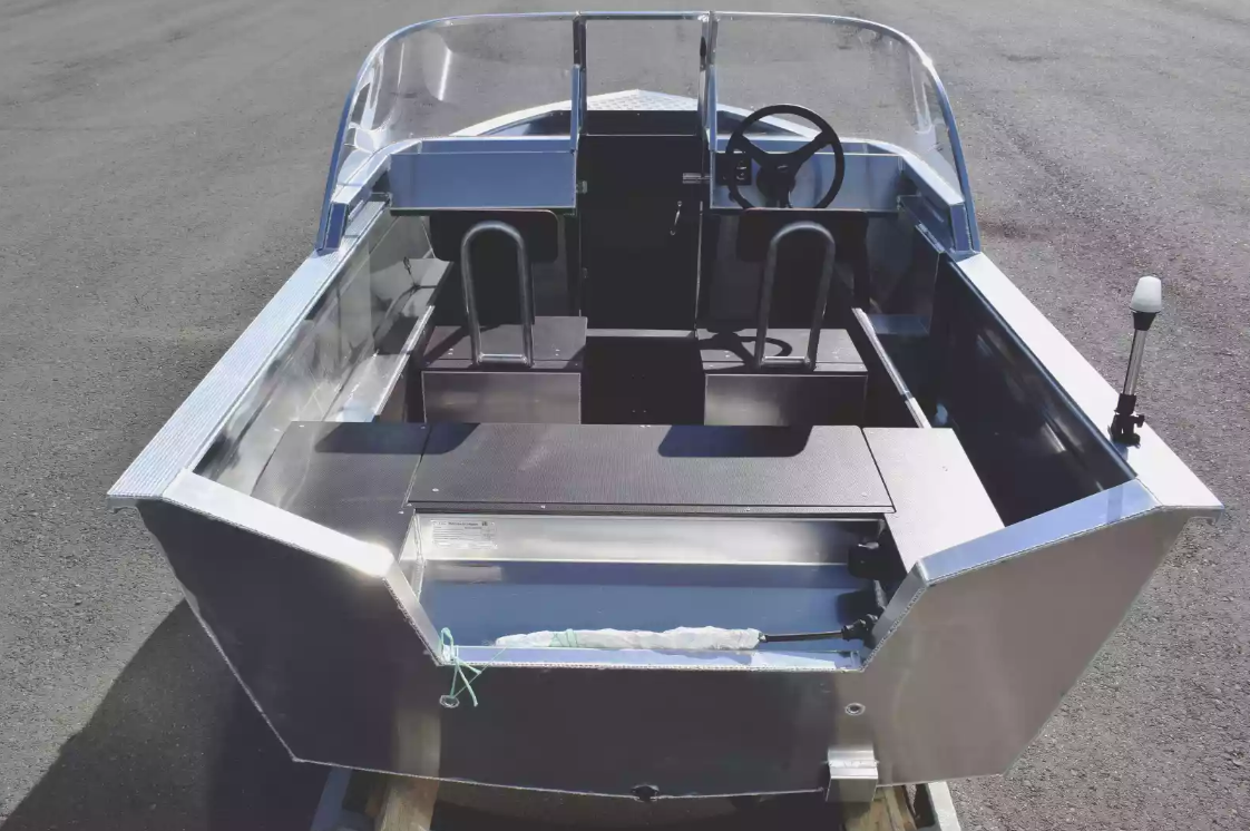 Алюминиевая лодка  Неман-400 DCM в Батайске