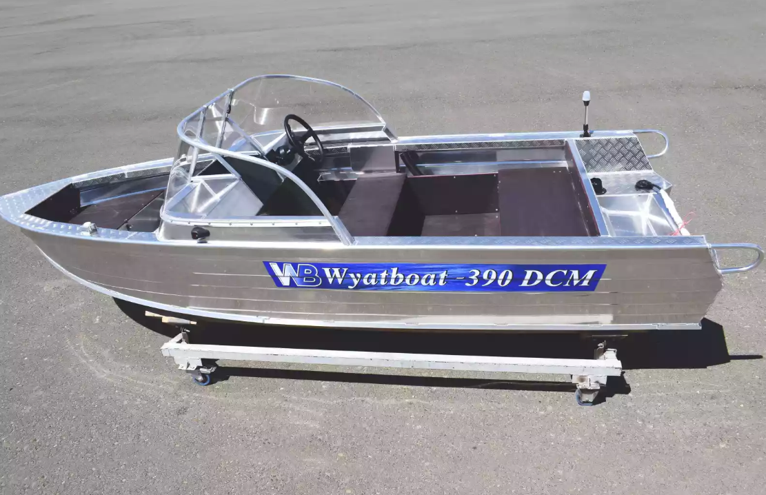 Алюминиевая лодка Wyatboat-390 DCM в Батайске