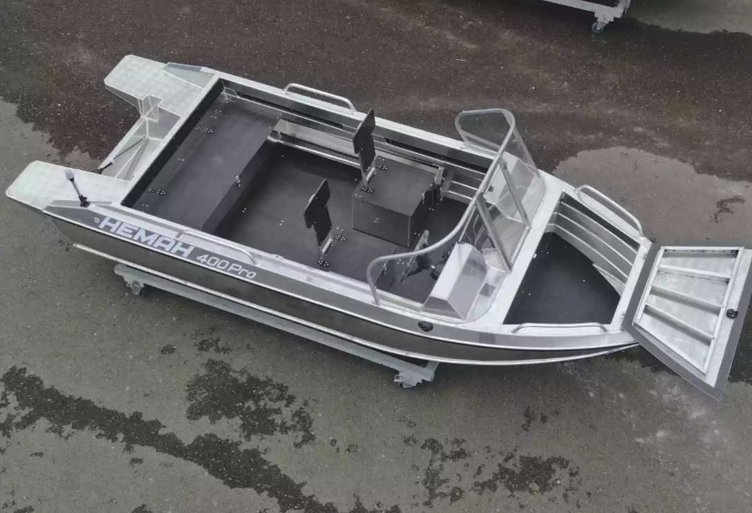 Алюминиевая лодка  Neman-400 PRO в Батайске
