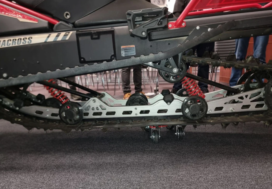 Снегоход AODES Siberiacross 1000 WT 508mm LCD 6.8 в Батайске