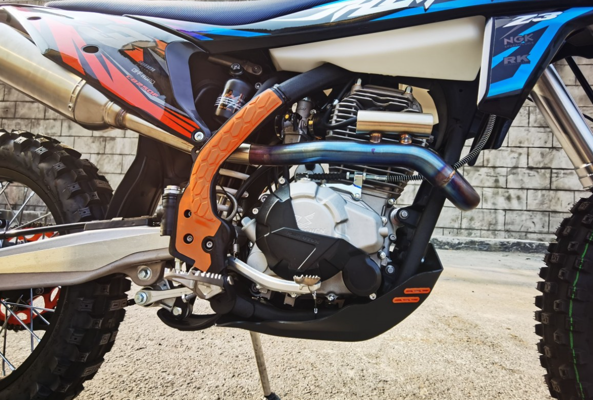 Мотоцикл JHLMOTO JHL Z3 CB250 (172FMM-3A) в Батайске