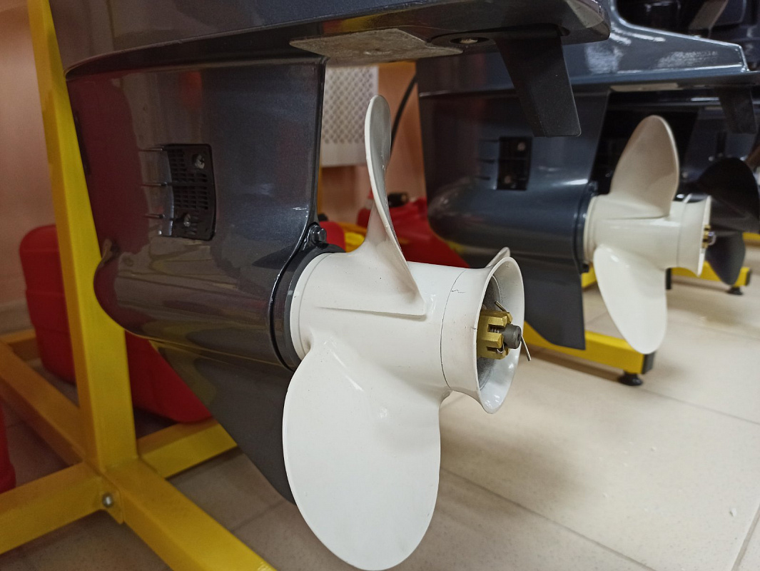 Лодочный мотор BREEZE T30S (2х тактный) в Батайске