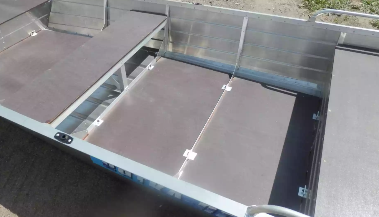 Алюминиевая лодка Вятка-Профи 32 в Батайске