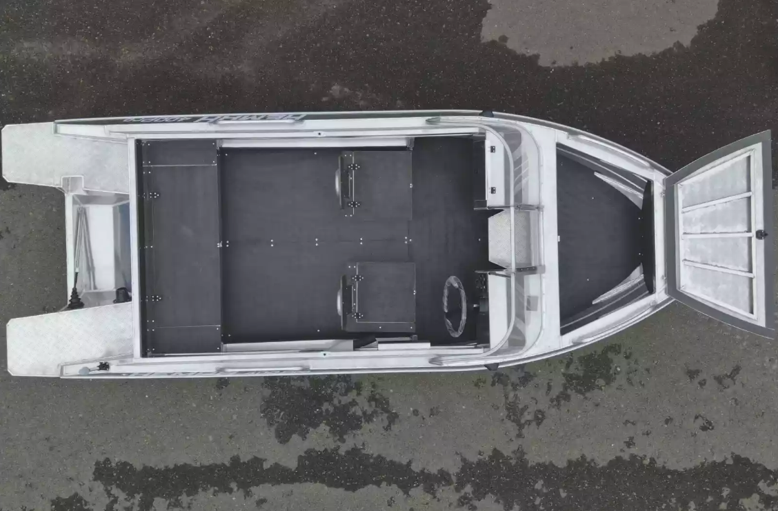 Алюминиевая лодка  Neman-400 PRO в Батайске