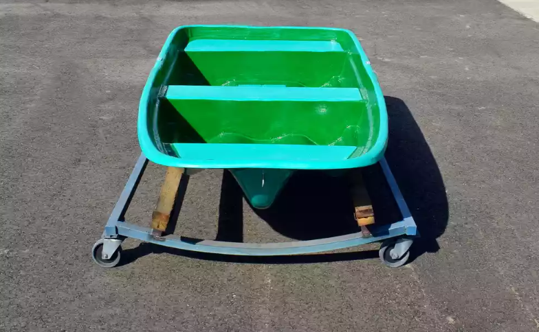 Стеклопластиковая лодка Старт (тримаран) в Батайске