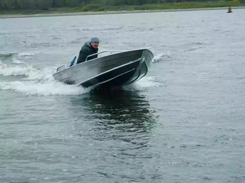 Алюминиевая лодка Wyatboat-390 M в Батайске