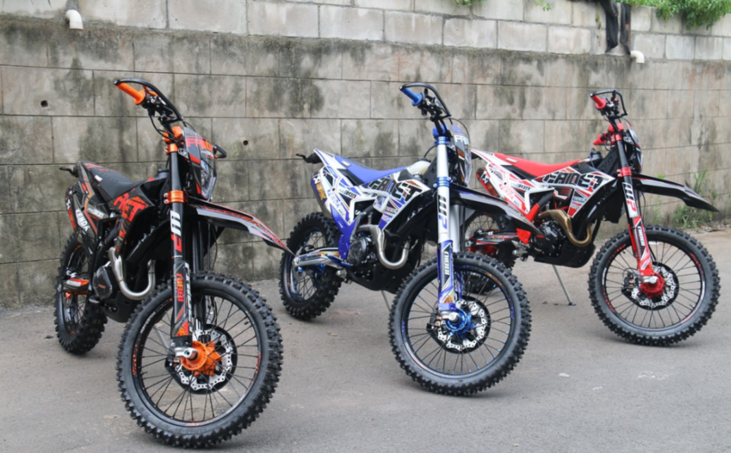 Кроссовый мотоцикл FAIDET NC300S ULTRA WP в Батайске