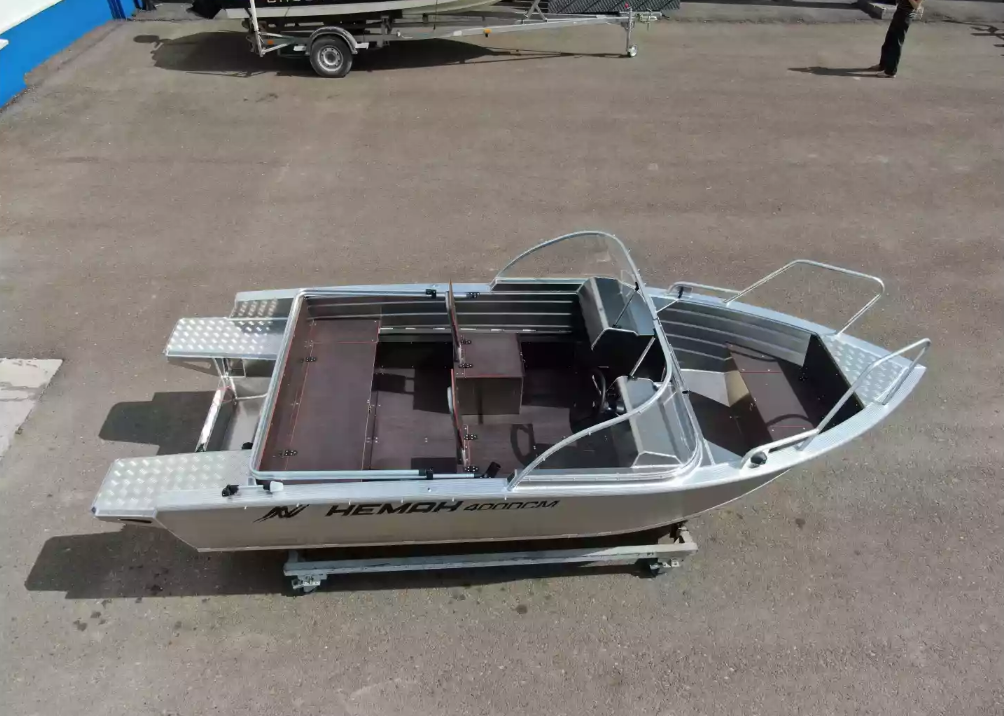 Алюминиевая лодка  Неман-400 DCM NEW в Батайске