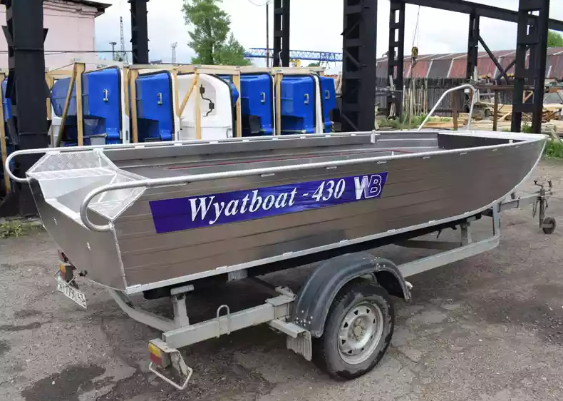 Алюминиевая лодка  Wyatboat-430 Master в Батайске