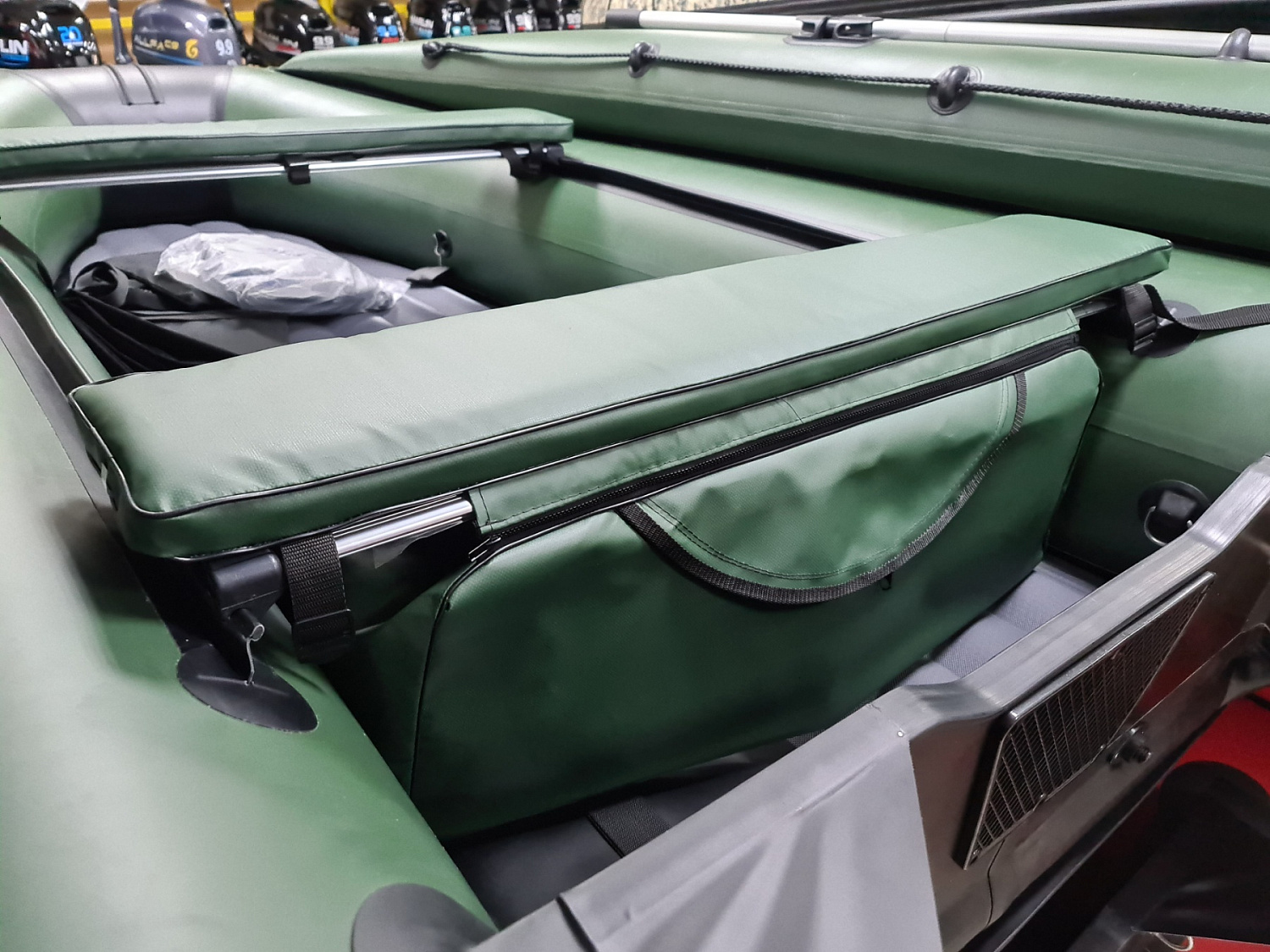 КОМПЛЕКТ МЯГКИХ НАКЛАДОК С СУМКОЙ ДЛЯ ЛОДОК 110Х20 ЗЕЛЕНЫЙ в Батайске