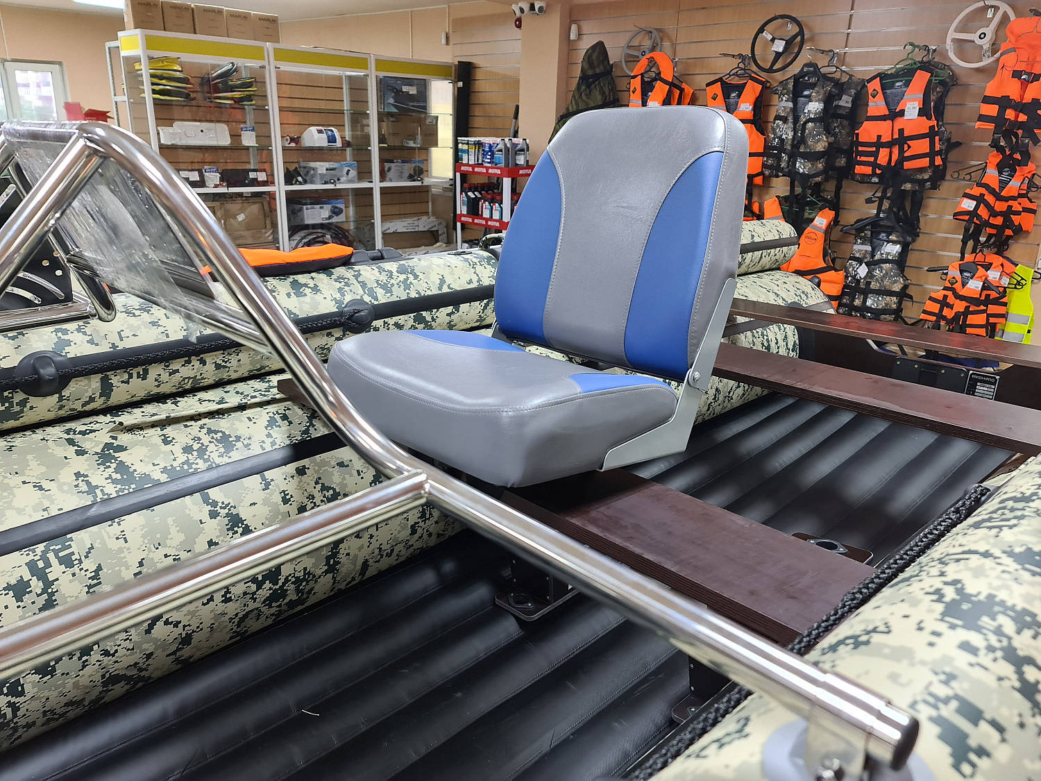 КРЕСЛО МЯГКОЕ РАСКЛАДНОЕ С ПОВОРОТНЫМ МЕХАНИЗМОМ ДЛЯ ЛОДОК в Батайске