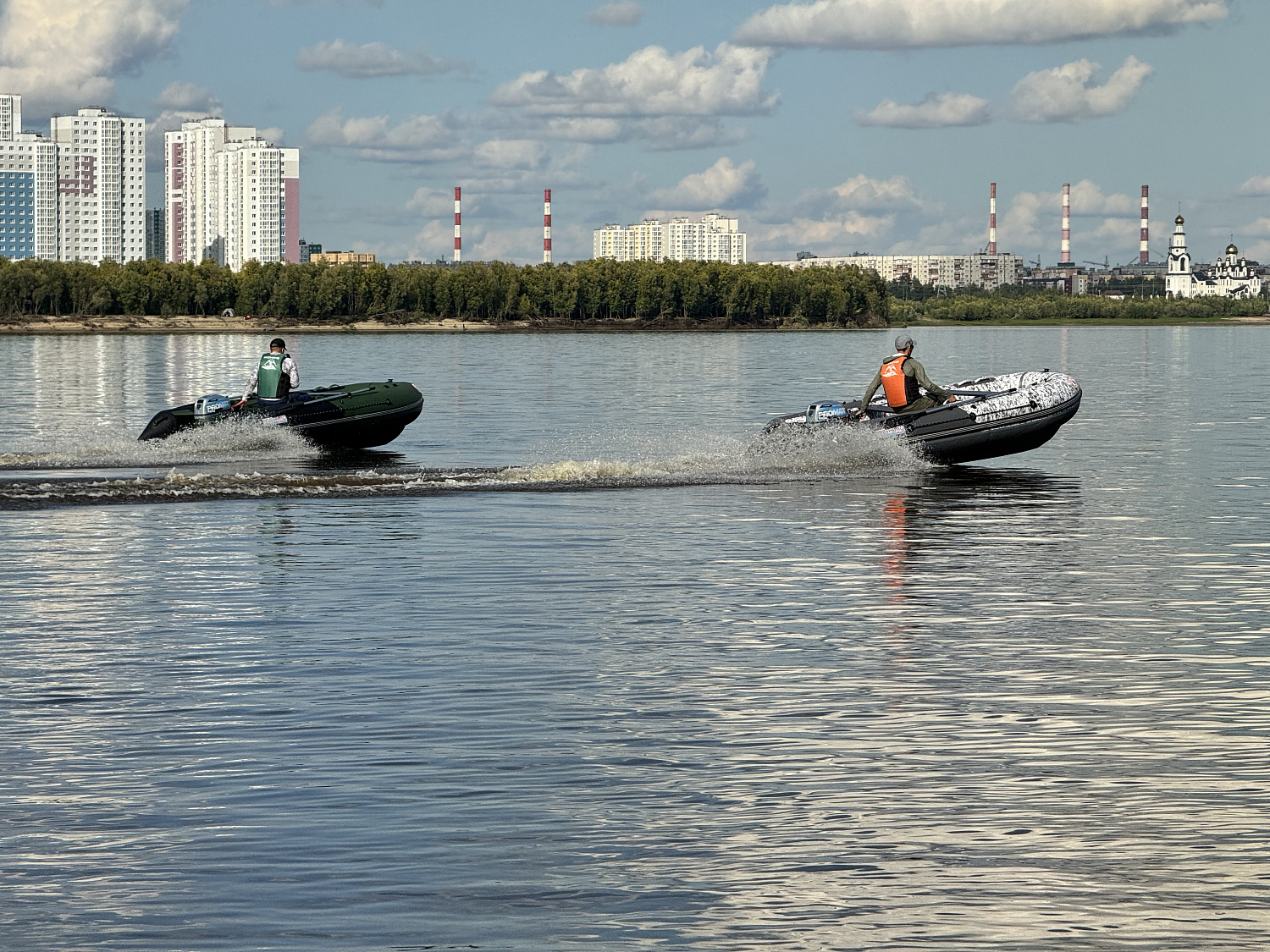 Лодка MISHIMO BIG FLOOR 440 в Батайске