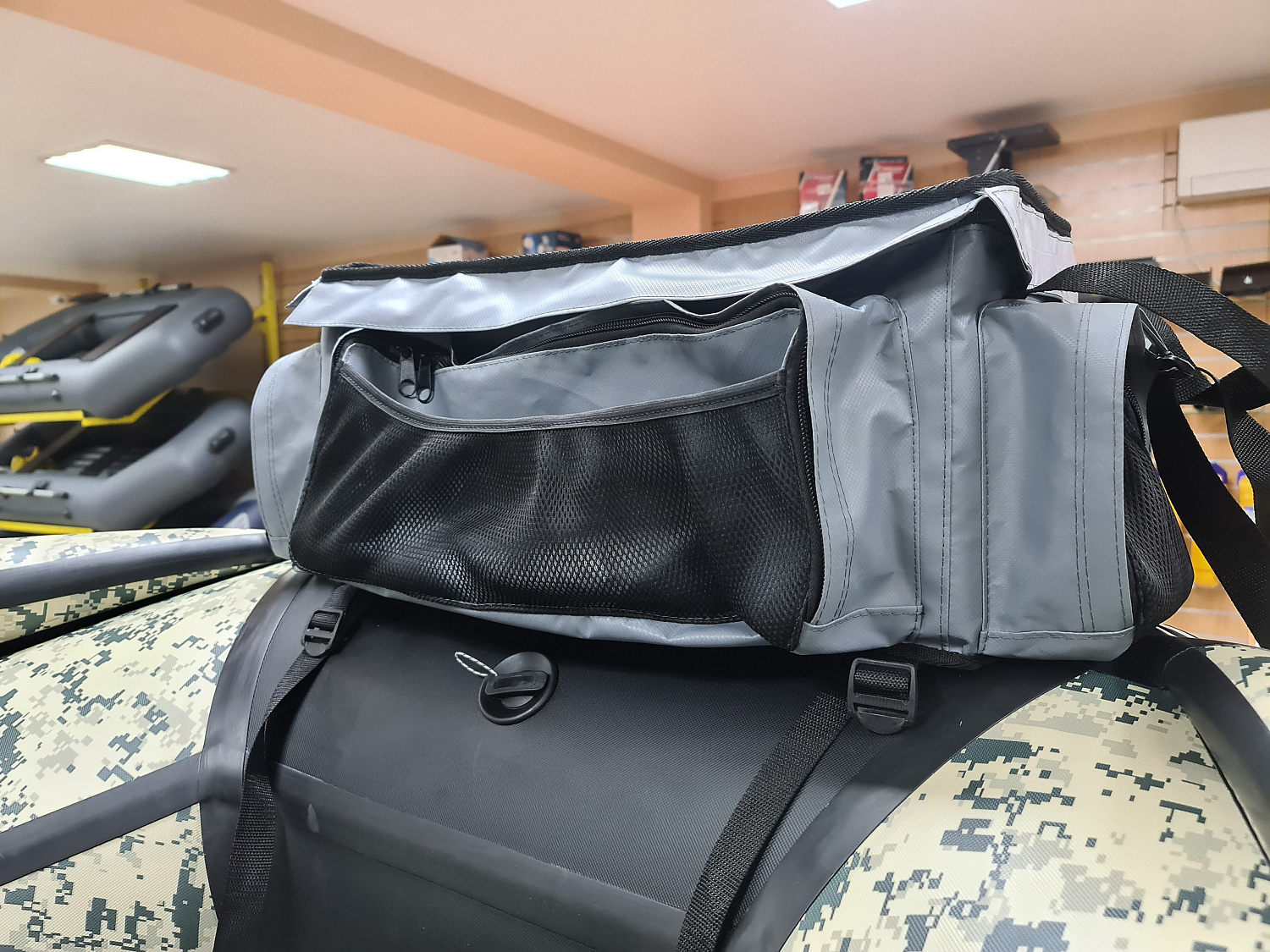 СУМКА ЛЮКС НА БАЛЛОН ДЛЯ ЛОДОК ПВХ 50Х25Х25 СМ в Батайске